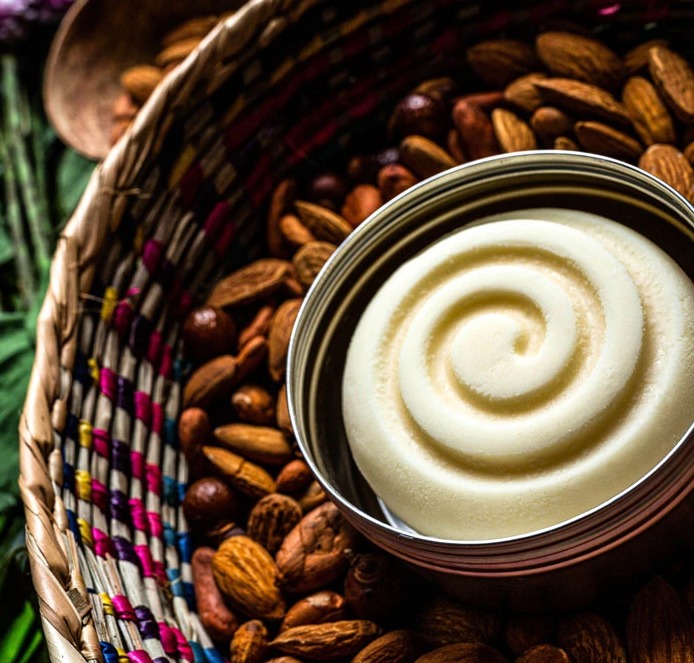 Crema sólida de almendras dulces